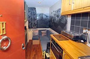 В Лондоне продается квартира размером с бильярдный стол