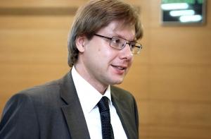 Ушаков 8 марта поздравит всех рижанок