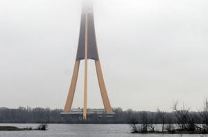 Русский зритель заплатит за гостелевидение