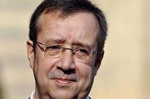 Президент Эстонии приедет в Москву на 9 мая