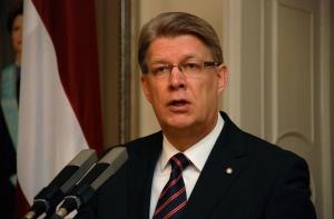 Президент: Нельзя ежемесячно менять налоговую политику