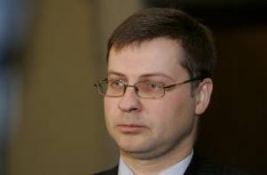 Премьер: налоговое бремя может быть перенесено на потребителей