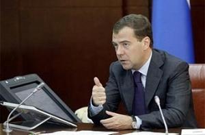 Медведев потребовал отставки спортивного руководства страны