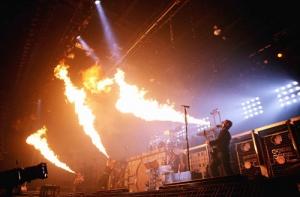Организаторов концерта Rammstein оштрафуют на 1000 латов