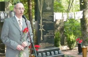 Латвия не пускает на 16 марта центр «Холокост»