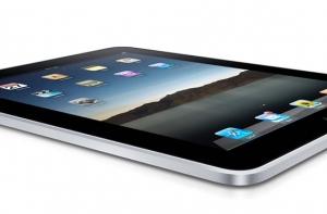 Apple отложила мировые продажи iPad на месяц