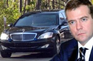 Медведев разберется с концерном Daimler