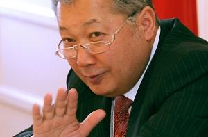 Сторонники Бакиева берут под контроль Джалал-Абад