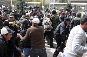 Захватчики земель согласились покинуть Бишкек