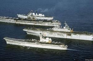 Королевский флот вывезет британцев из Европы