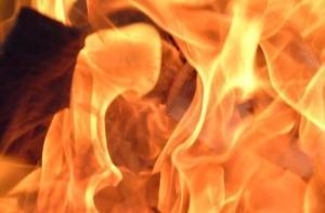 В пожаре под Лудзой погибли 5 человек, в том числе — ребенок