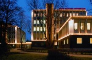 Дерматовенерологи просят объединить университет им.Страдиня с ЛУ