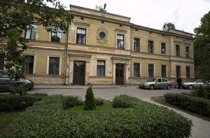 12 заболевших сальмонелёзом детей госпитализированы