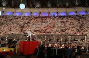 Кабмин перенес открытие школьного Праздника песни и танца