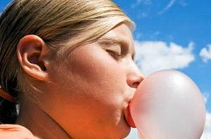 Британская семья обнаружила лик Иисуса на жвачке