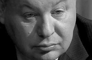 Осквернена могила Егора Гайдара