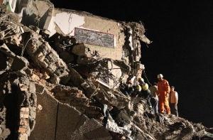 Число жертв землетрясения в Китае превысило 600 человек