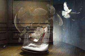 Рекламная кампания обуви Christian Louboutin выйдет в 3D