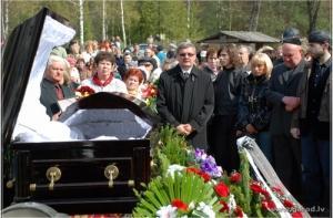 В Даугавпилсе похоронен вице-мэр Григорий Немцов