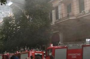 Митингующие в Афинах перешли к массовым поджогам: есть погибшие