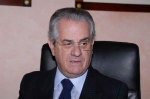 Итальянский министр ушел с поста из-за обвинений в коррупции