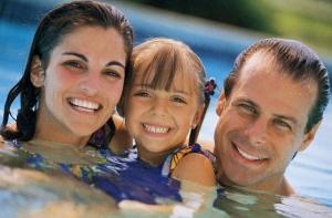 Резолюция: семья должна стать приоритетом Латвии