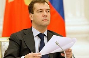 Медведев: войну выиграл не Сталин, а народ