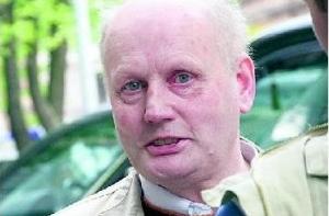 Отец Нео гордится сыном