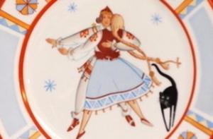 Миллионер из Москвы купил в рижской галерее тарелку за 4800 латов