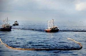 На ликвидацию нефтеаварии уже потратили $350 млн