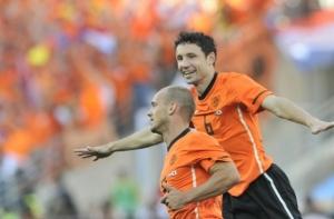 Сборная Нидерландов одержала вторую победу на ЧМ-2010 (ВИДЕО)