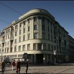 Спасатели продолжают укреплять пол в книгохранилище ЛНБ