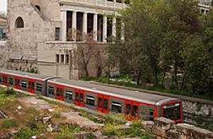 Афинский метрополитен продлил забастовку