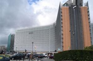 Брюссель попросил Москву и Минск вспомнить о Европе