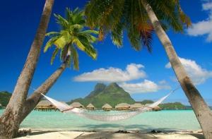 На Лиго латвийцы уезжают в Турцию, Тенерифе и в Грецию