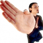 Польскому спецназовцу пересадили женские руки