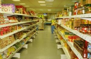 Опрос: 45% населения ходит в магазин со списком товаров