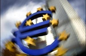 ЕЦБ осудил Румынию за снижение зарплат банкирам