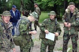 Эстонцы играют в «лесных братьев»