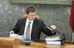 Газета: Домбровскис наврал о приватизации госпредприятий