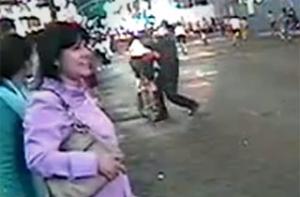 В США любительское видео помогло наказать полицейского