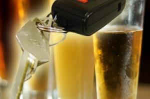 Дмитрий Медведев ввел сухой закон