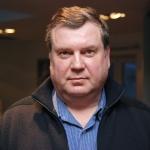 Эксперт: в опросе «Единства» может победить и Урбанович