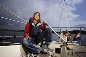 В кругосветку отправилась 14-летняя девушка