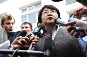 Отунбаева: в Киргизии была предпринята попытка захвата власти