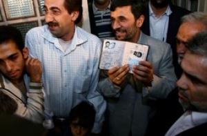 В Иране опровергли сообщения о покушении на Ахмадинеджада