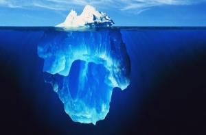 От Гренландии оторвался ледяной остров