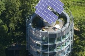 В Германии построили «дом-подсолнух»