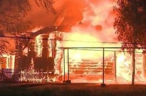 В пожарах сгинуло полсотни деревень России