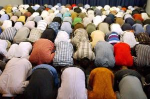 Сегодня у мусульман начинается месяц Рамадан